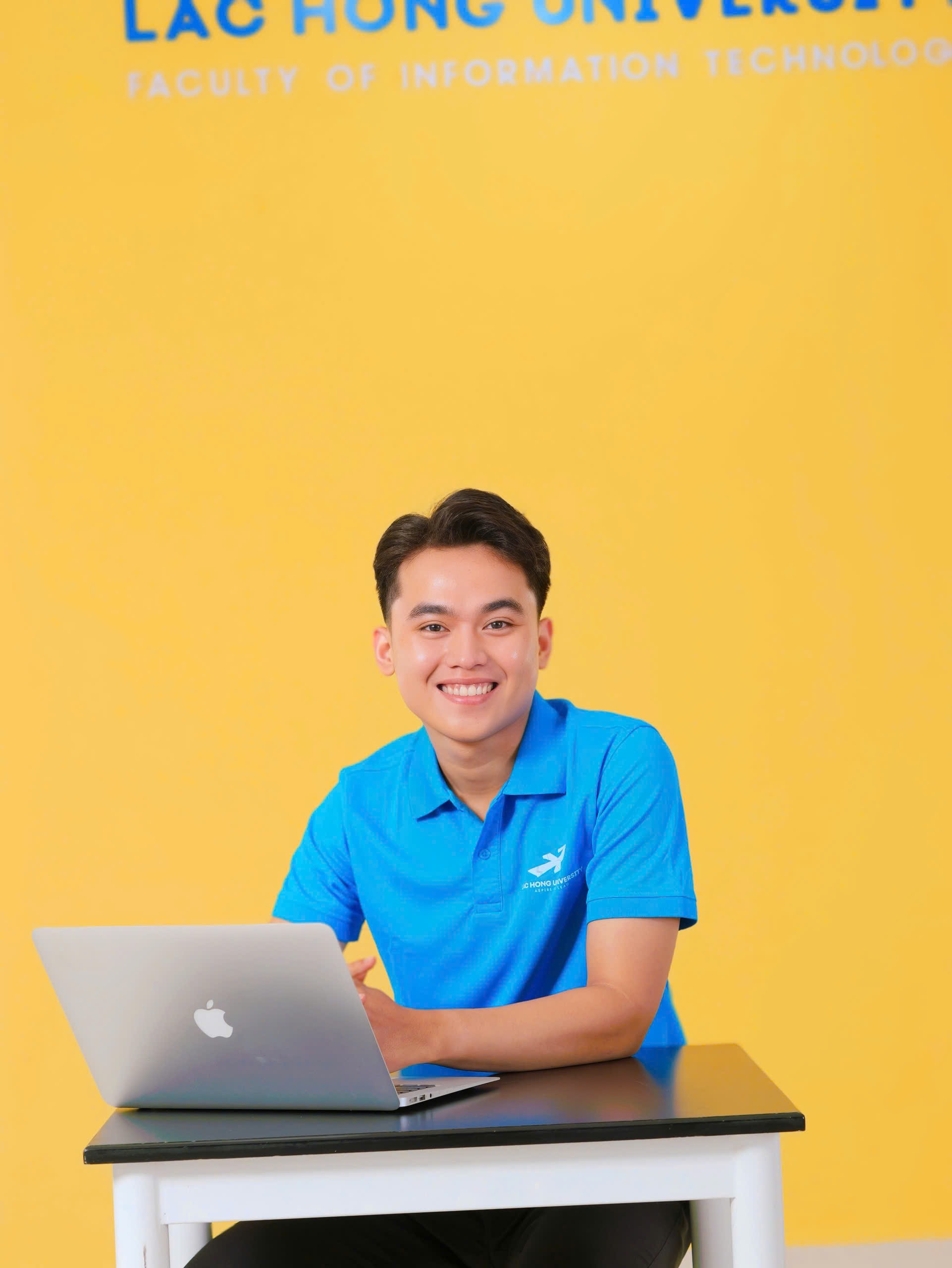 Liên hệ